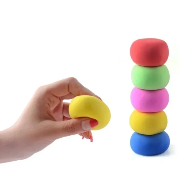 set 12 plastilina 6 Exemplu de jucarie realizata cu set 12 plastiline